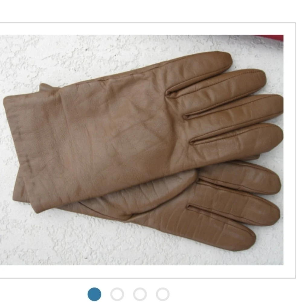 ISOTONER GENUINE LEATHER GLOVES SIZE LARGE